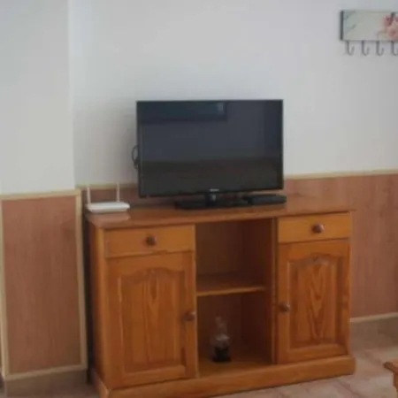 Playa Honda Sleeps 5 Wifi Apartman Playa Honda